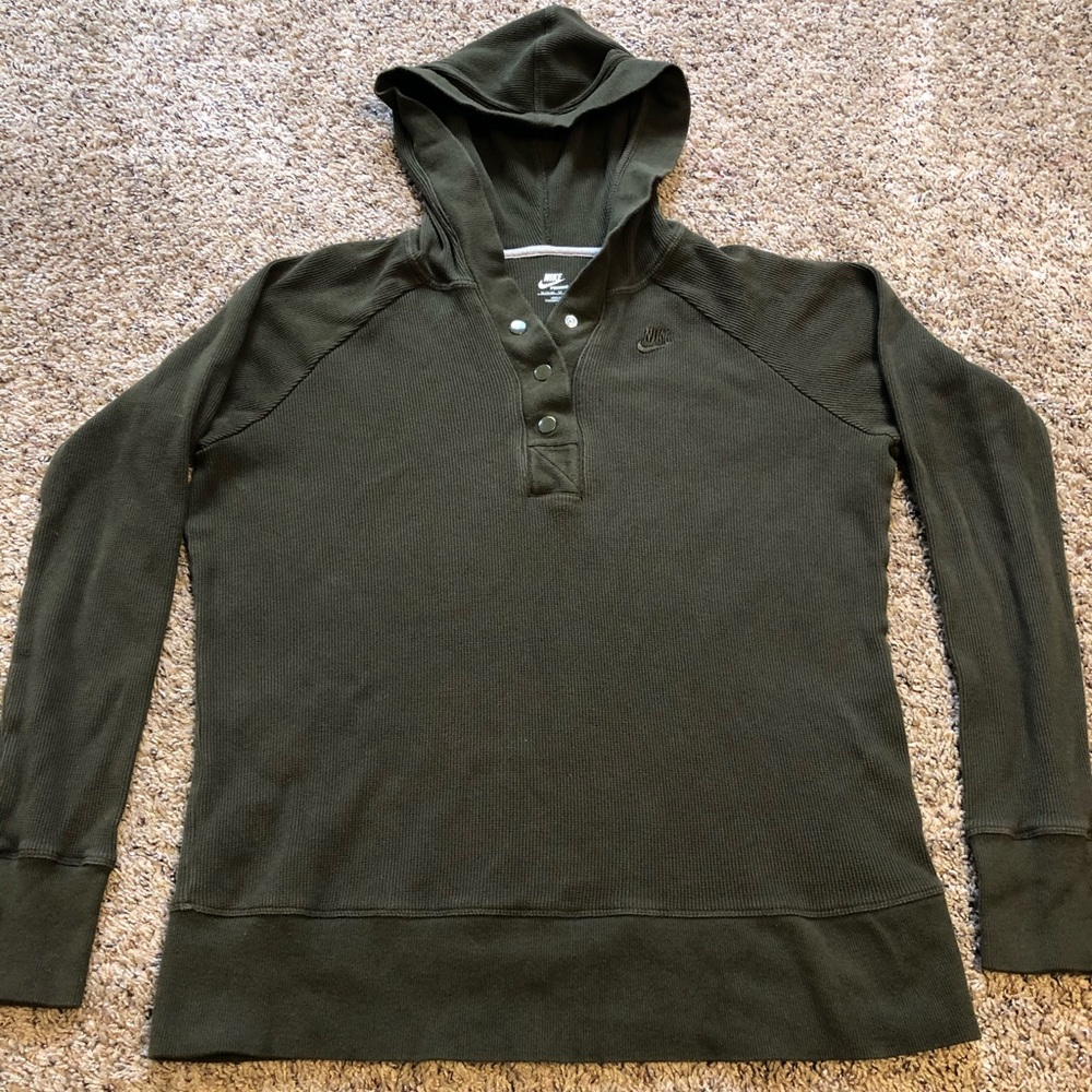 Girls Nike Long Sleeve T-Shirt size XL